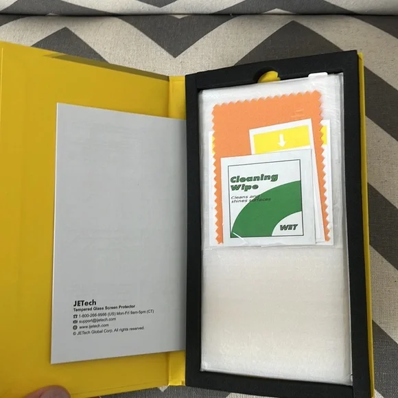 Apple iPhone 8 Plus - Picture 6 of 6